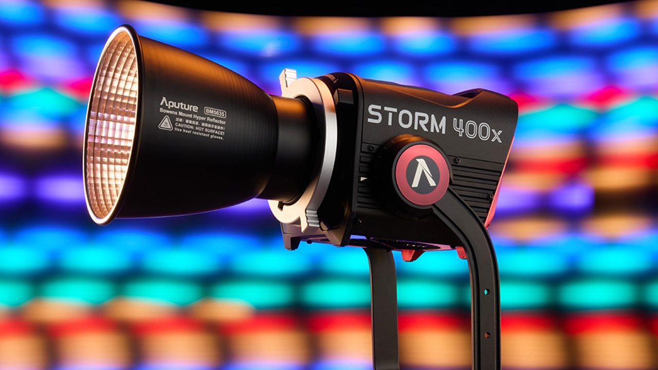 Aputure STORM 400x: Compact Powerhouse for Cinematographers