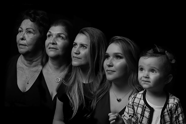 Family & Generational Portrait