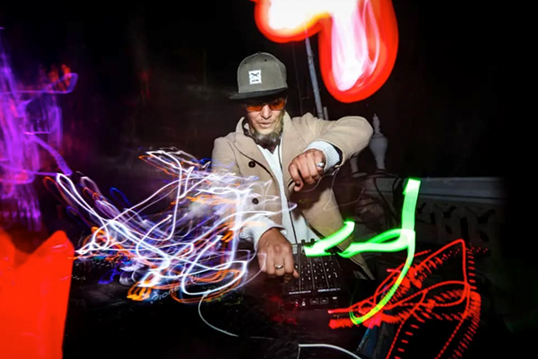 Bling Ping Motion Pictures